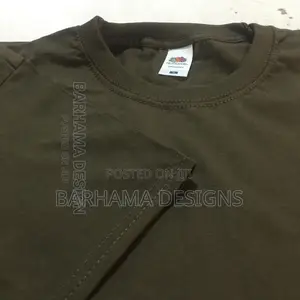 Plain T-Shirt