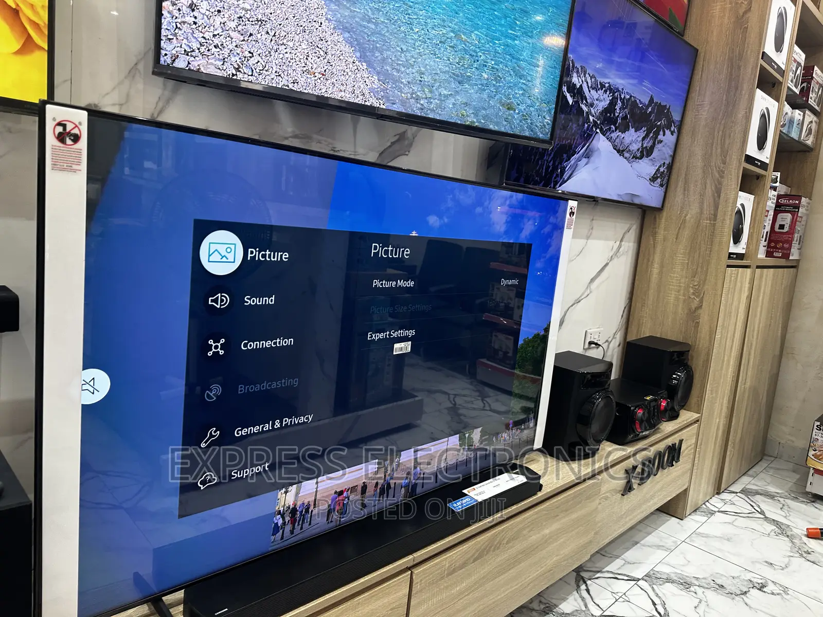 Powerful Dynamic Smart Samsung 85”Cu8000 Uhd