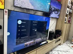 Powerful Dynamic Smart Samsung 85”Cu8000 Uhd