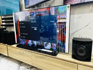 in Sleek Slim UHD Smart Samsung 55”Cu7172