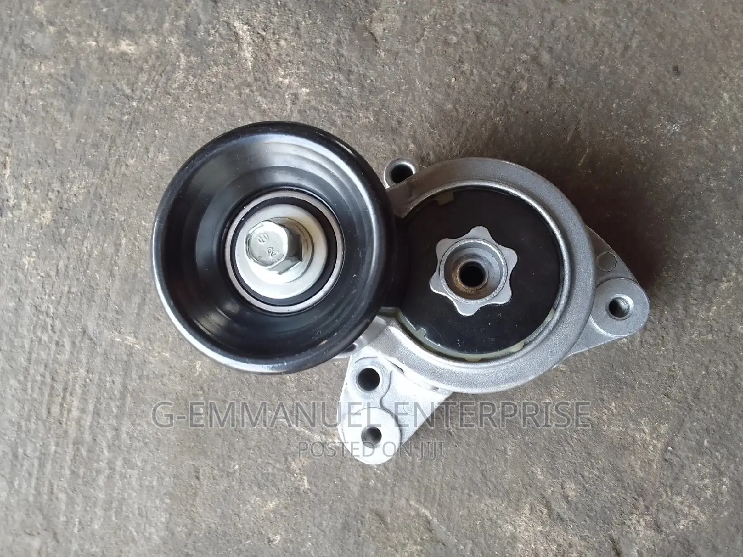 Honda Accord 2009-11 Fan Belt Adjustments. Original Parts.