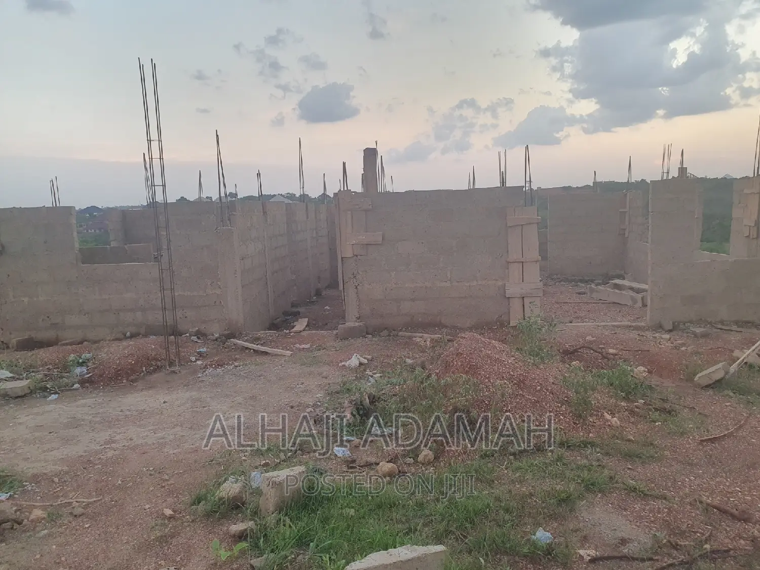 5bdrm Block of Flats in Diamond City Astate, Kumasi Metropolitan