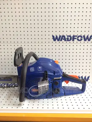 Gasoline Chain Saw 18" - Wgc1552