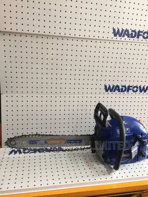 Gasoline Chain Saw 18" - Wgc1552