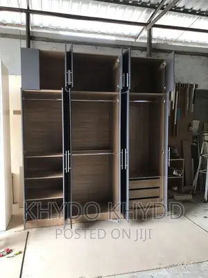 Wardrobe Ultramodern