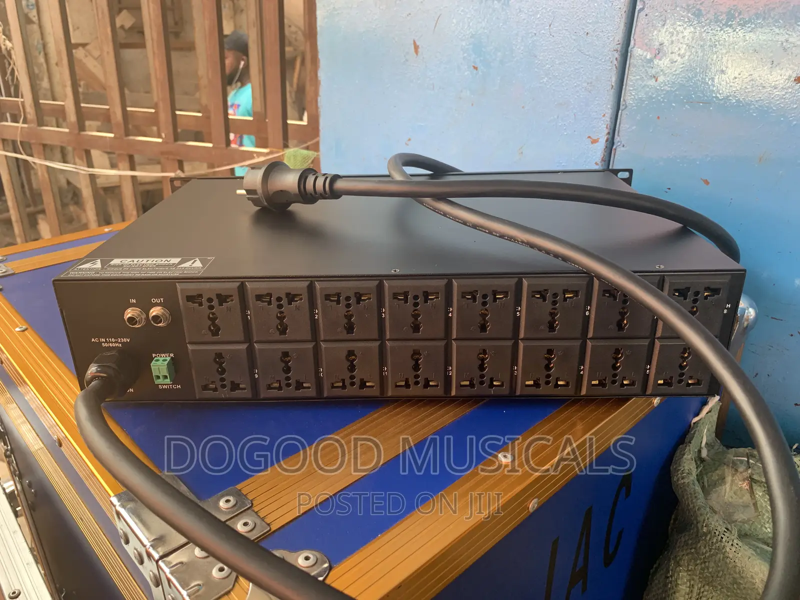 DBX Sr348 16channel Power Sequencer