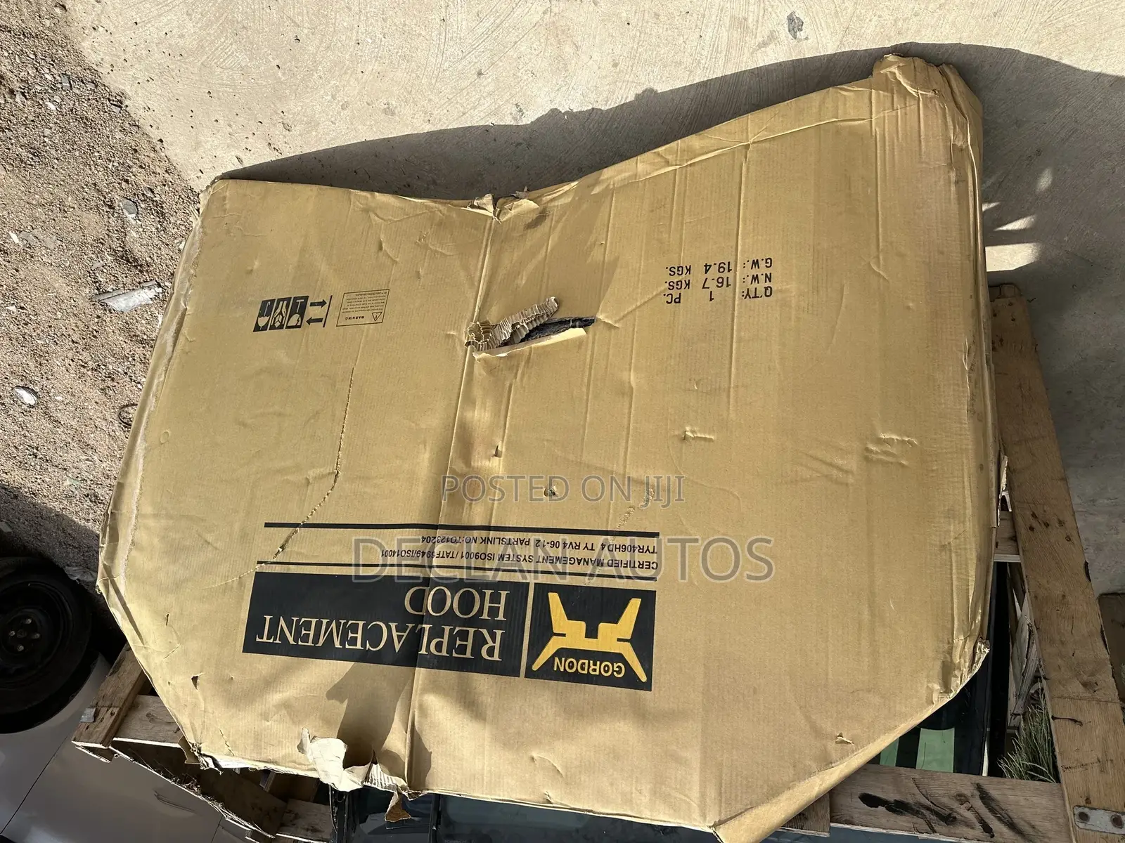 RAV 4 2010 Replacement Hood