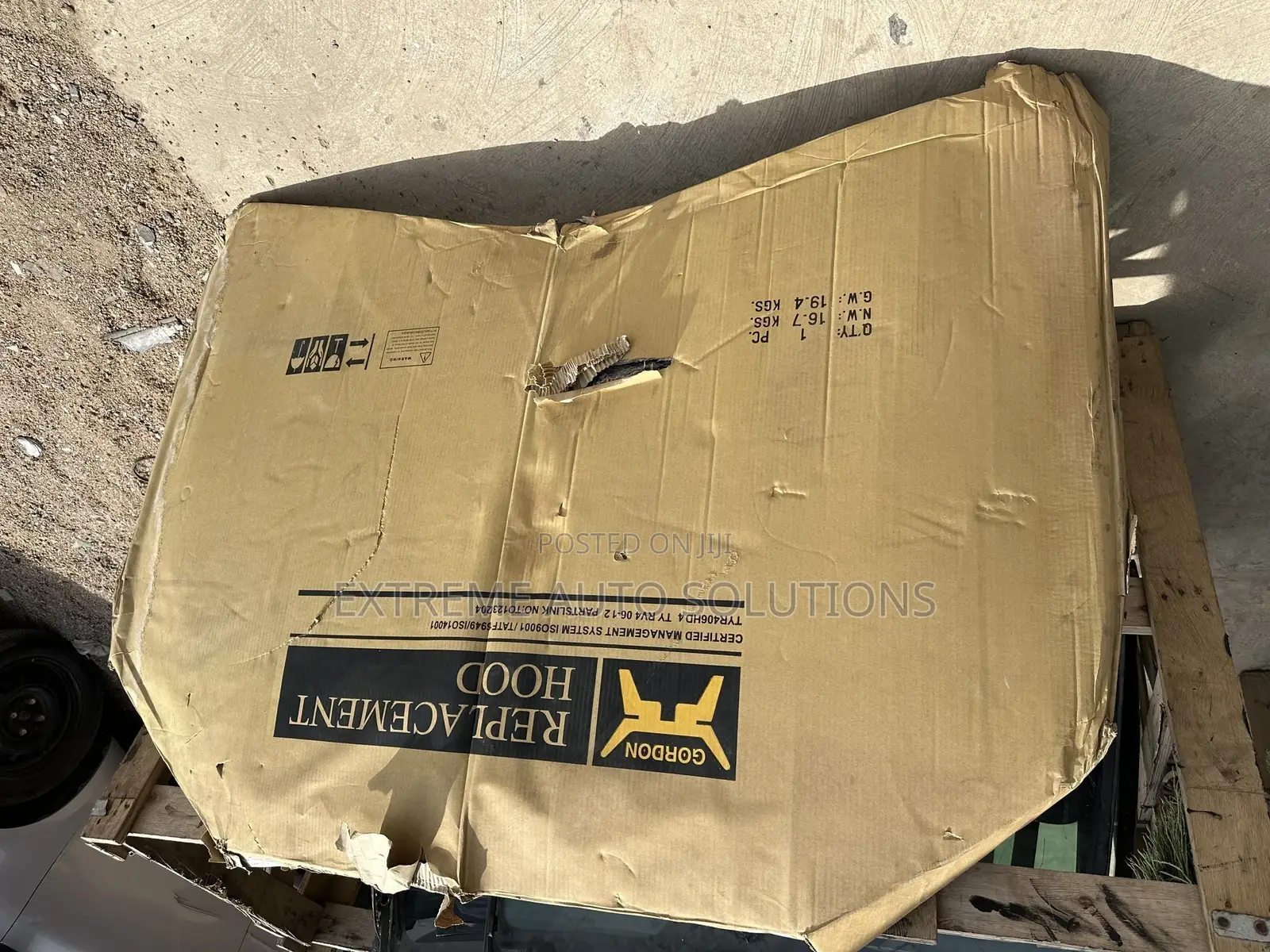 RAV 4 2010 Replacement Hood
