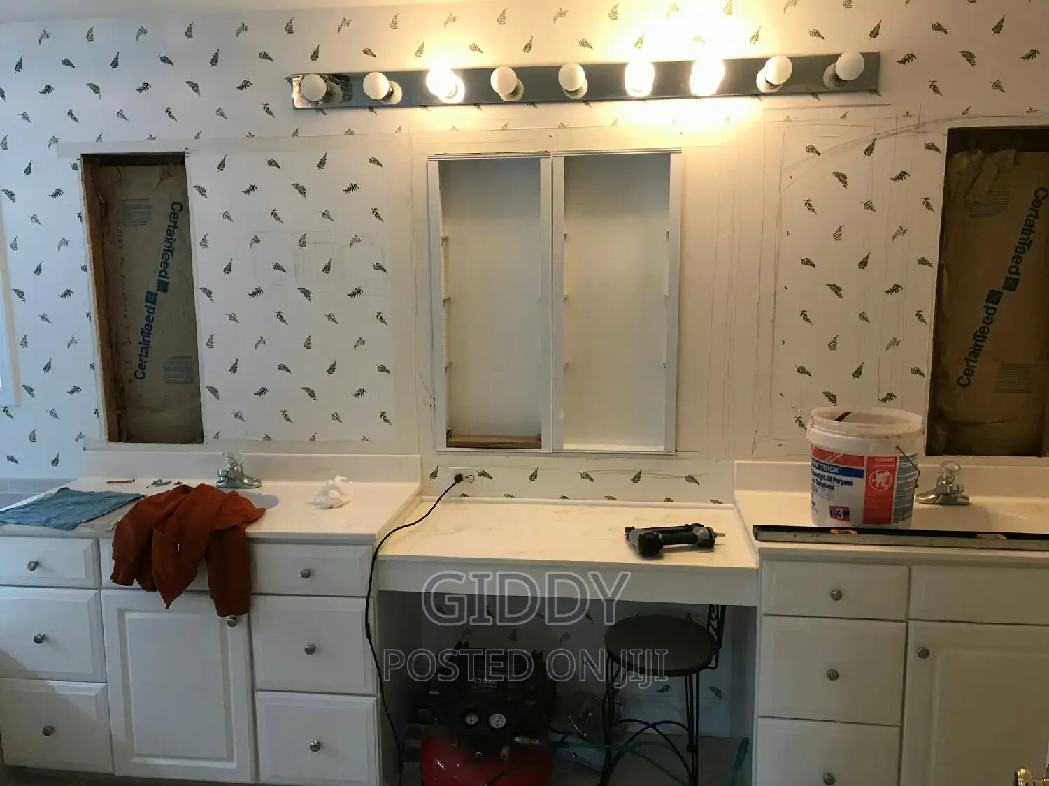 Professional Painter, Wallpapers Installation Service