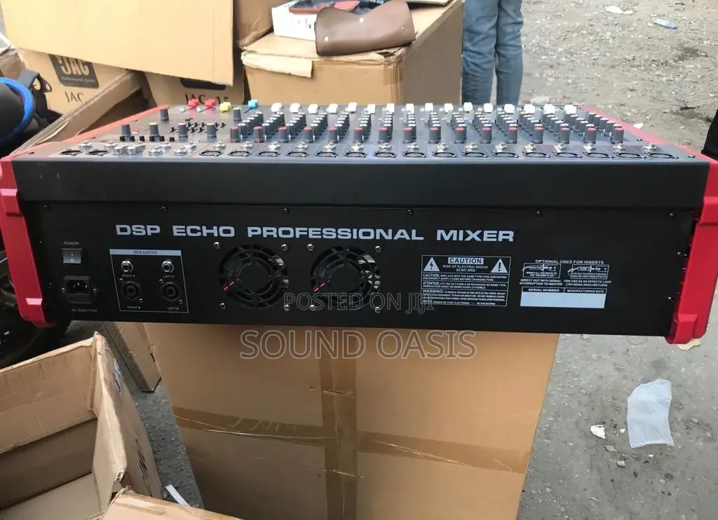 Yamaha Bix-1600
16‐Channel Compact Power‐Mixer