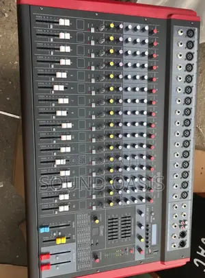 Yamaha Bix-1600
16‐Channel Compact Power‐Mixer