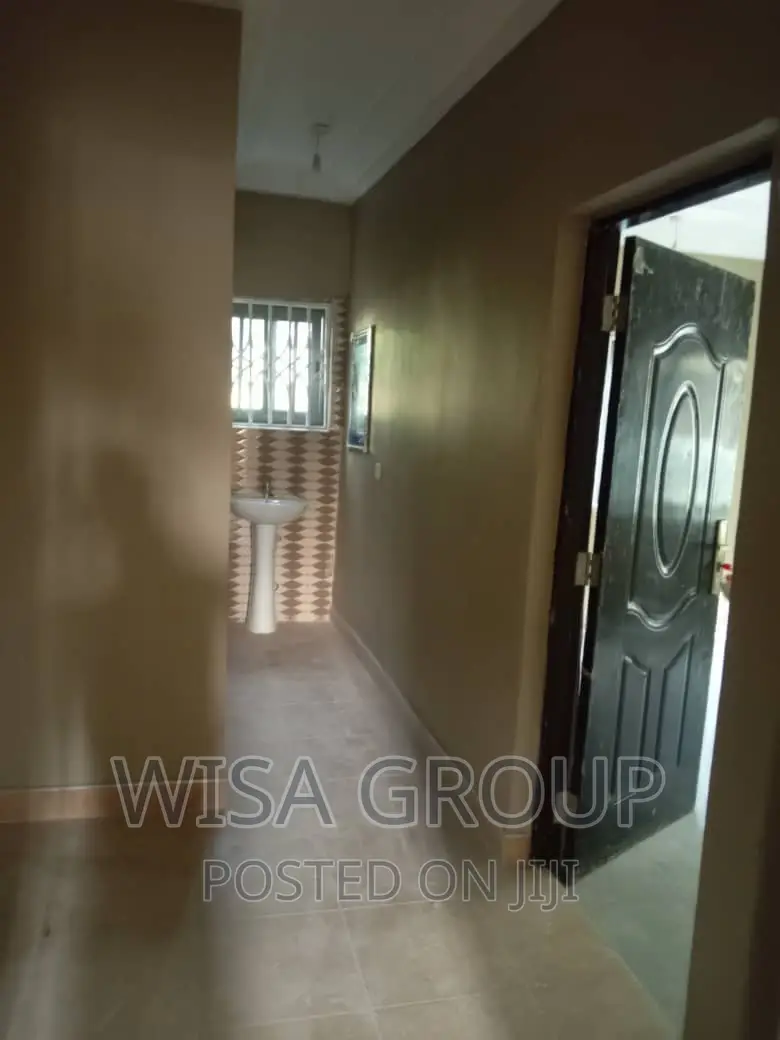 1bdrm Apartment in Wisa Groups, Last Stop for rent