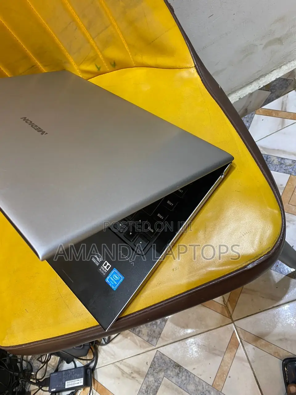 New Laptop Medion Erazer P6681 2GB Intel Celeron SSD 512GB