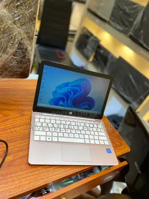 New Laptop HP Stream Laptop 2GB Intel Celeron SSD 32GB