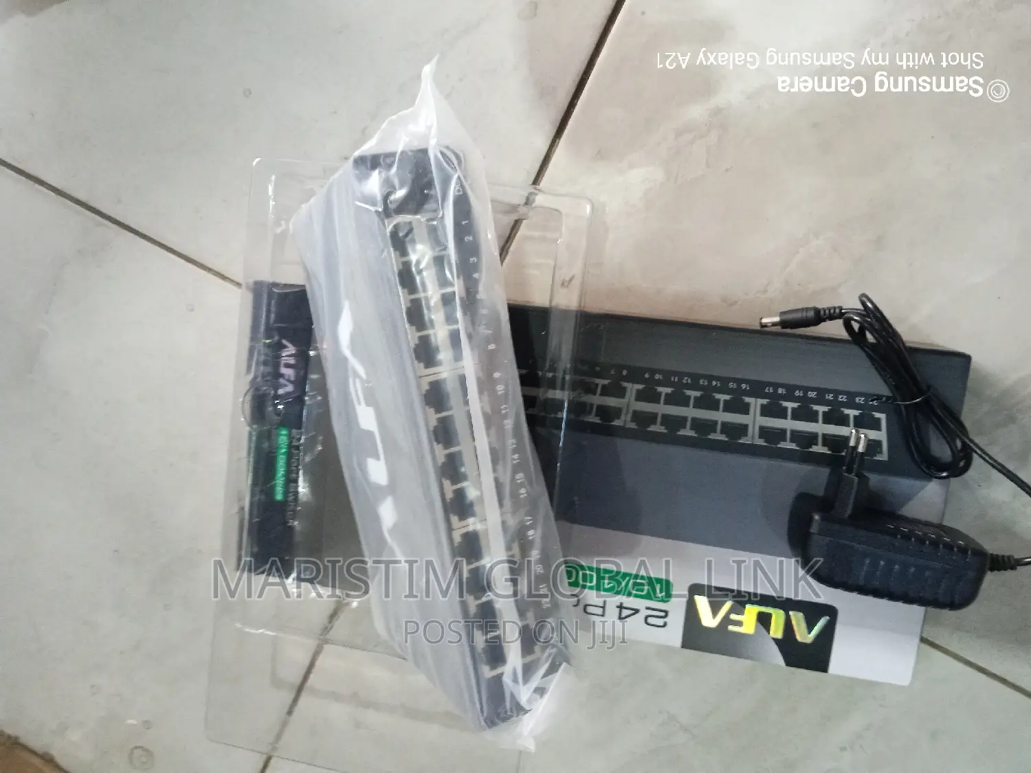 24 Port Network Switch 10/100