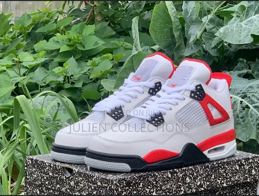 Jordan Retro 4 Red Cement
