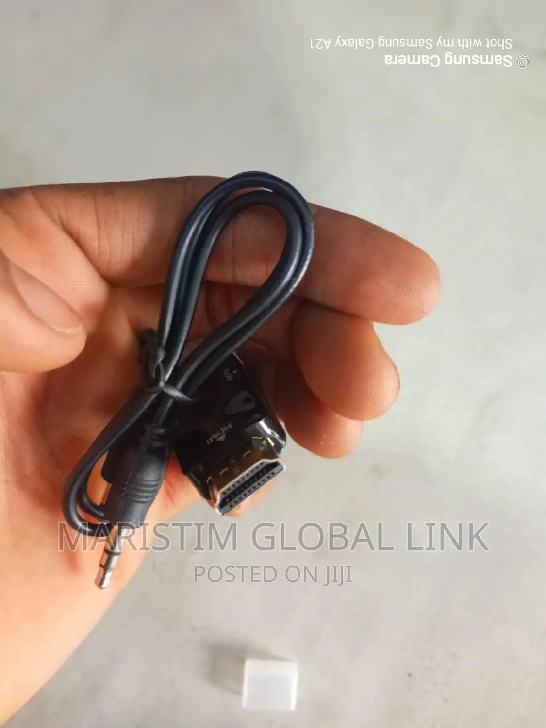 HDMI to VGA Adapter With Audio