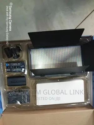 Pro Led 600 Studio Light With Battery (Extra Battery)