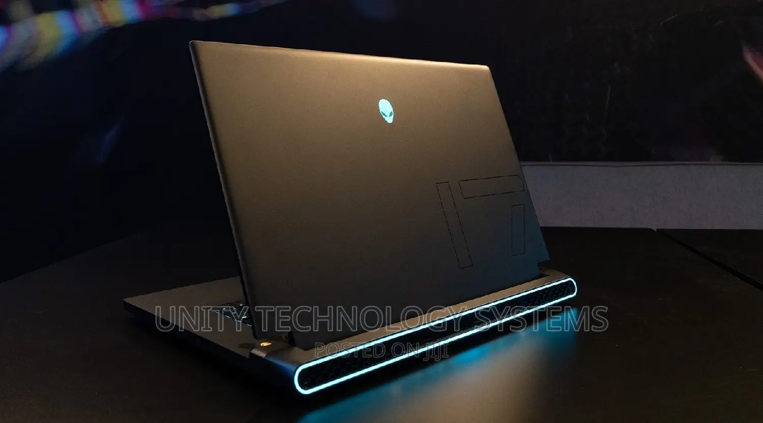 New Laptop Dell Alienware M16 16GB Intel Core I9 SSD 1T