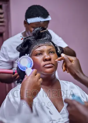 Cleomedia Photography