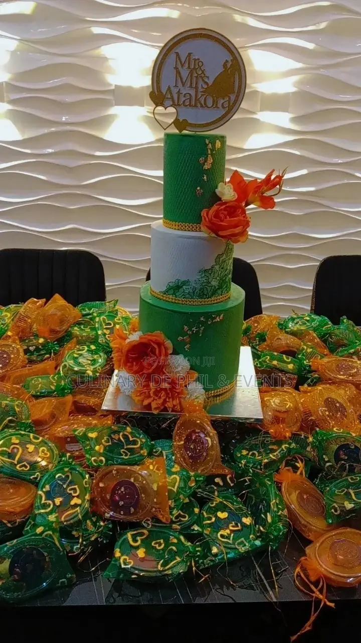 Green N Orange Wedding Cake