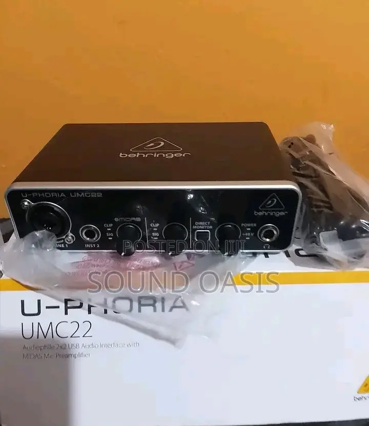 Behringer U-Phoria Umc22 Usb Audio Interface