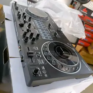 Photo - DDJ-Rev1
Scratch-Style 2-Channel DJ Controller