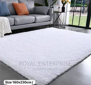 Fluffy Carpet Plain White Color ( 160/230cm )