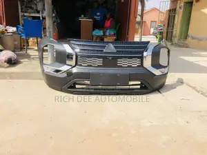 Outlander 2023 Front Bumper Complete