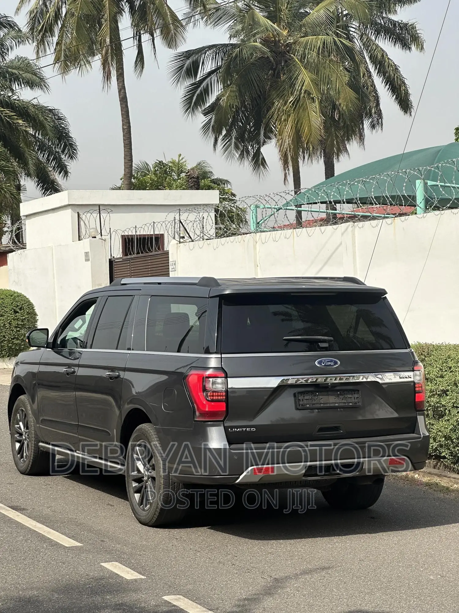 Ford Expedition Limited 4x4 2020 Gray