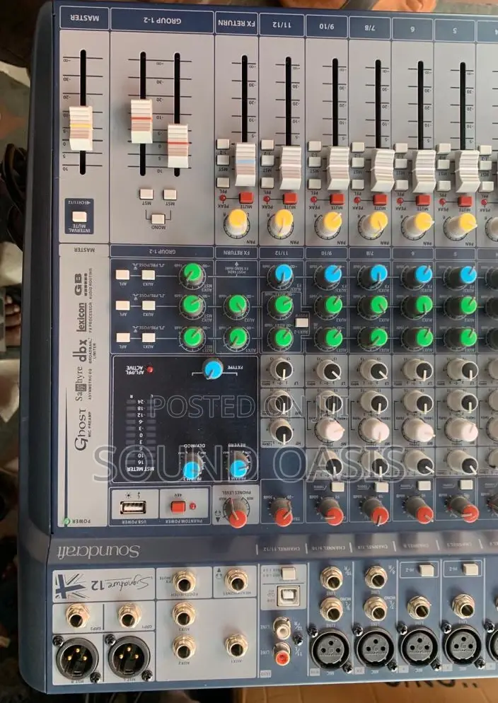 Soundcraft Signature 12 Analog Mixer