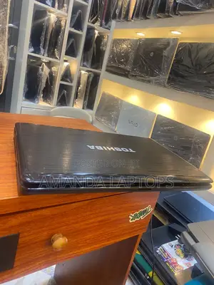 New Laptop Toshiba Satellite C665 12GB Intel Core I7 HDD+SSD 500GB