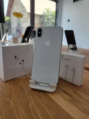 Apple iPhone X 256 GB White