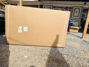 LED Light Display UHD Smart Samsung 75”Cu7172 Tv