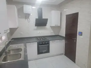 4bdrm Duplex in Suadom Properties, Baatsona Total for rent