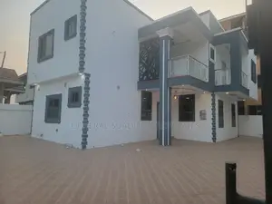 4bdrm Duplex in Suadom Properties, Baatsona Total for rent