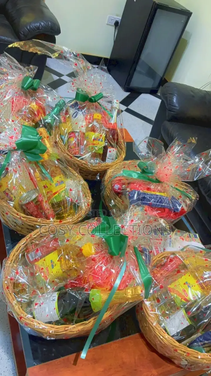 Hampers and Gift Boxes