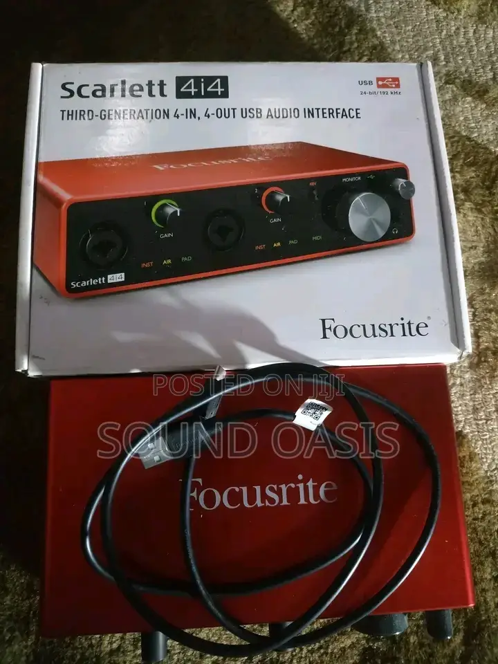 Focusrite Scarlett 4i4 3rd Gen USB Recording Interface