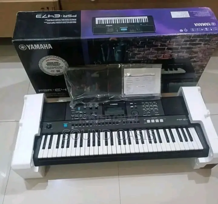 Yamaha Psr-e473 Portable Keyboard With 61 Keys