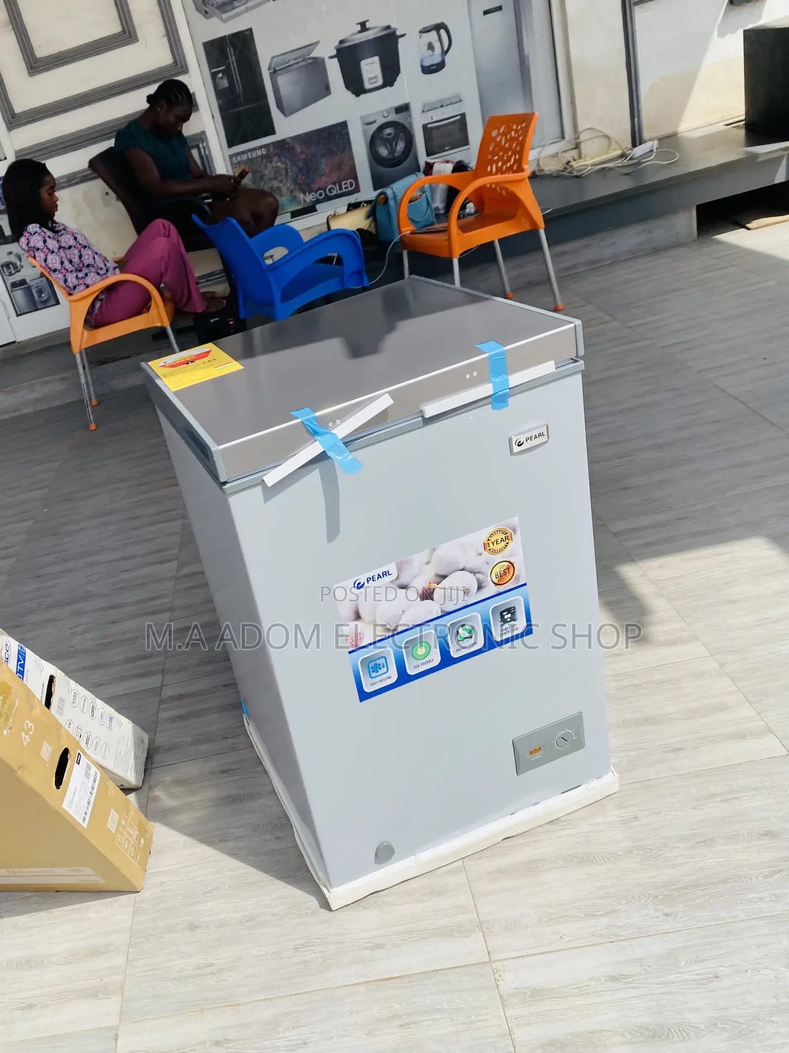Unique Pearl PCF-125 Single Door Electric Freezer(100L).