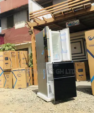 PF-470BG Bottomfreezer Lasting Black Glass 4 Doors Fridge
