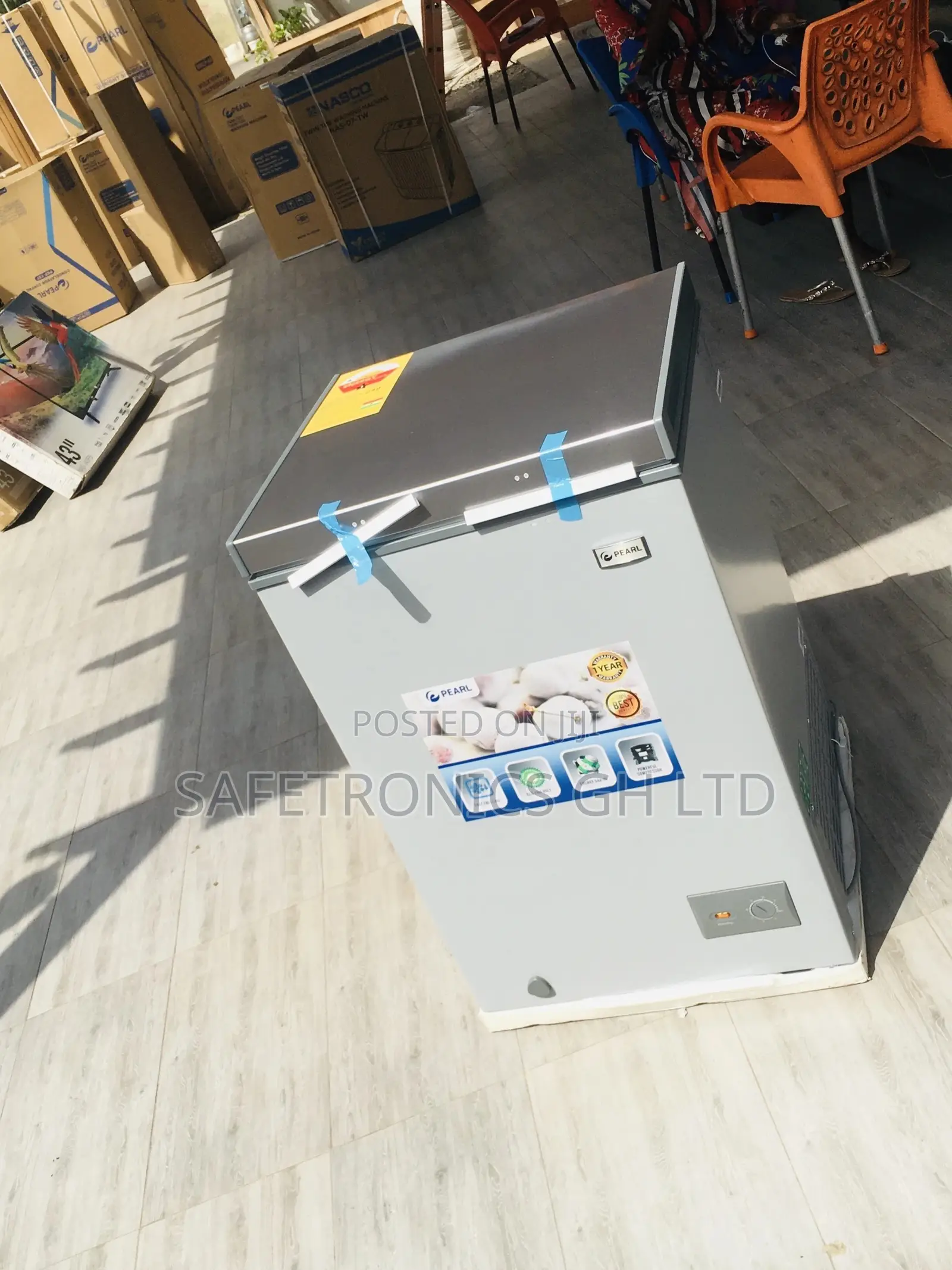 Singledoor PCF-127 Chestfreezer Electric 100 Liters Pearl