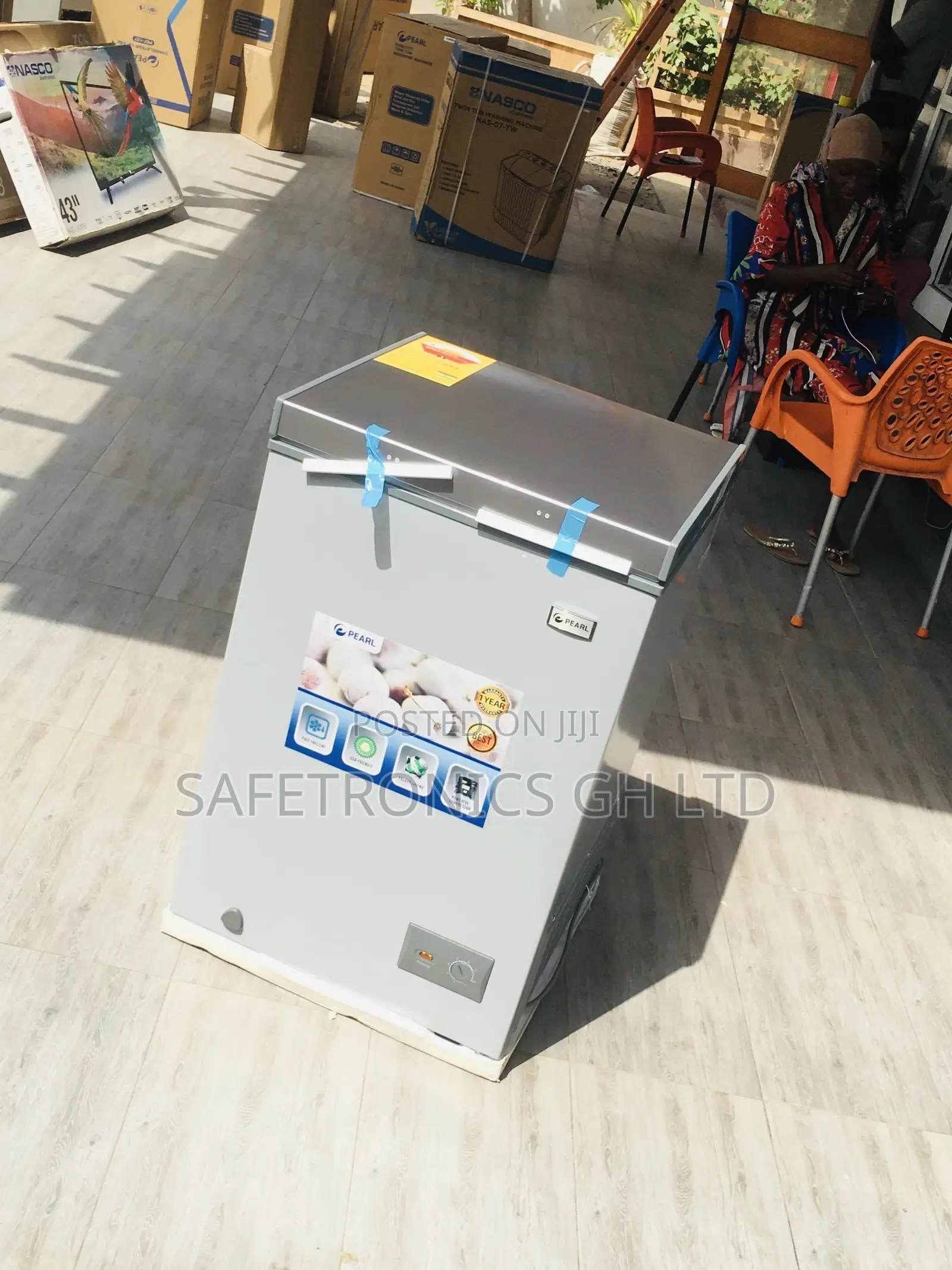 Sealed Chestfreezer Singledoor 100 Liters PCF-127 Pearl