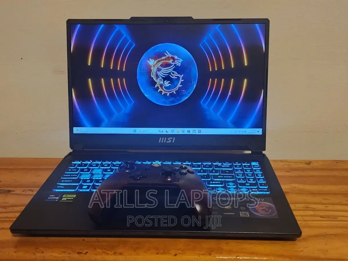 New Laptop MSI Crosshair 15 16GB Intel Core I7 SSD 512GB