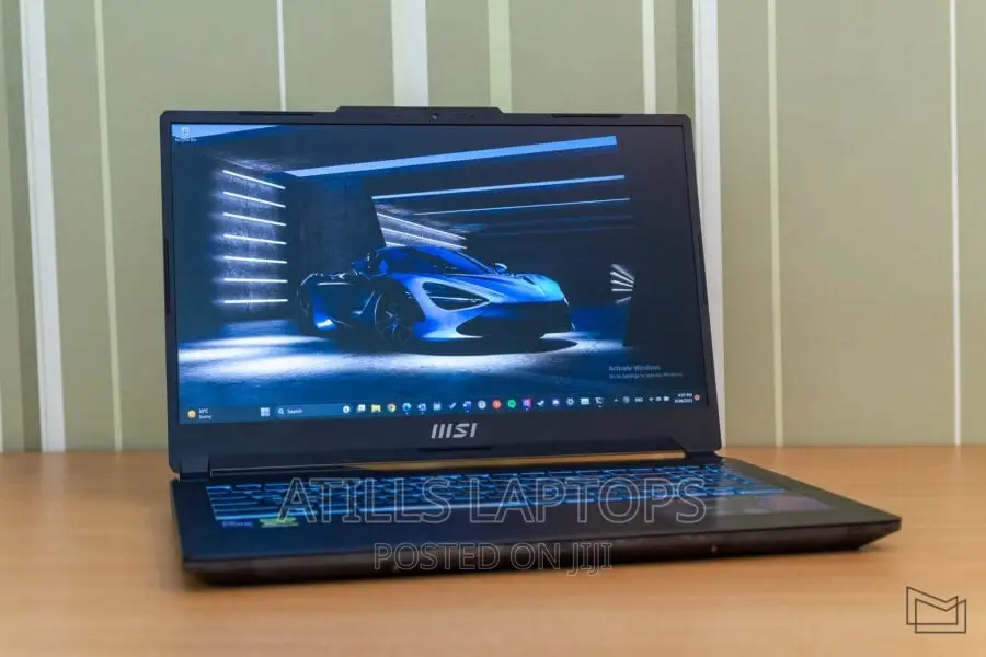New Laptop MSI Crosshair 15 16GB Intel Core I7 SSD 512GB