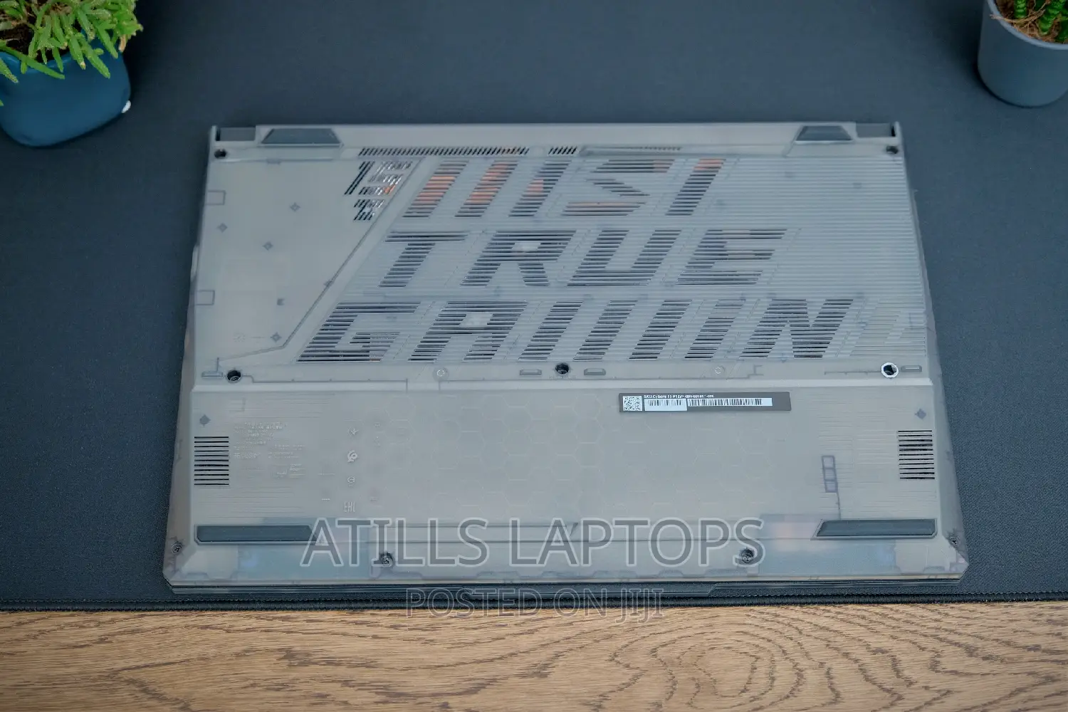 New Laptop MSI Crosshair 15 16GB Intel Core I7 SSD 512GB