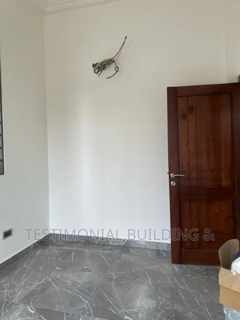 4bdrm House in Testimonial Building, A&C Mall Area for sale