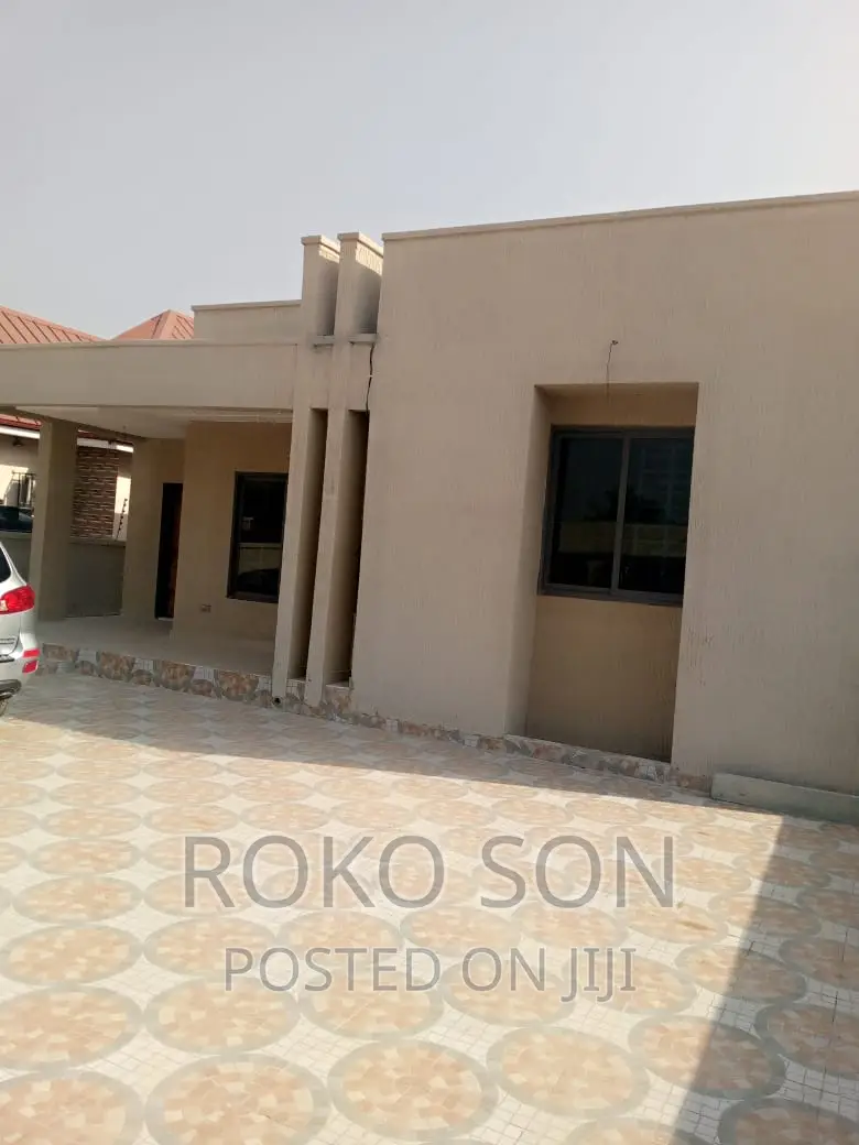 3bdrm House in Dr Roko, Accra Metropolitan for sale