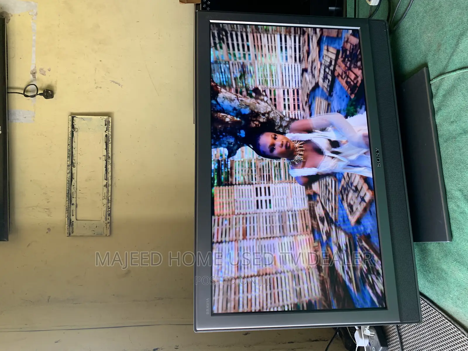 37inches Sony Bravia Tv