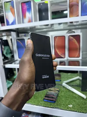 New Samsung Galaxy S10 Plus 128 GB Blue